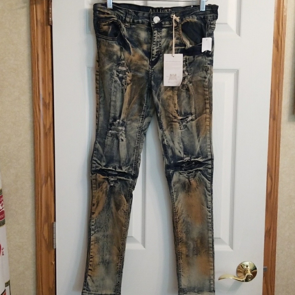 Jeans by Allure
